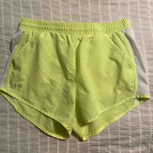 Under Armour - S - athletic shorts